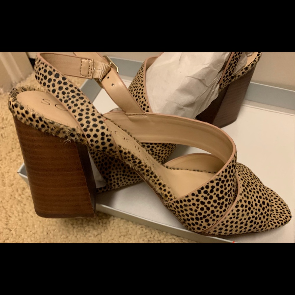 Never worn - sole society sandals